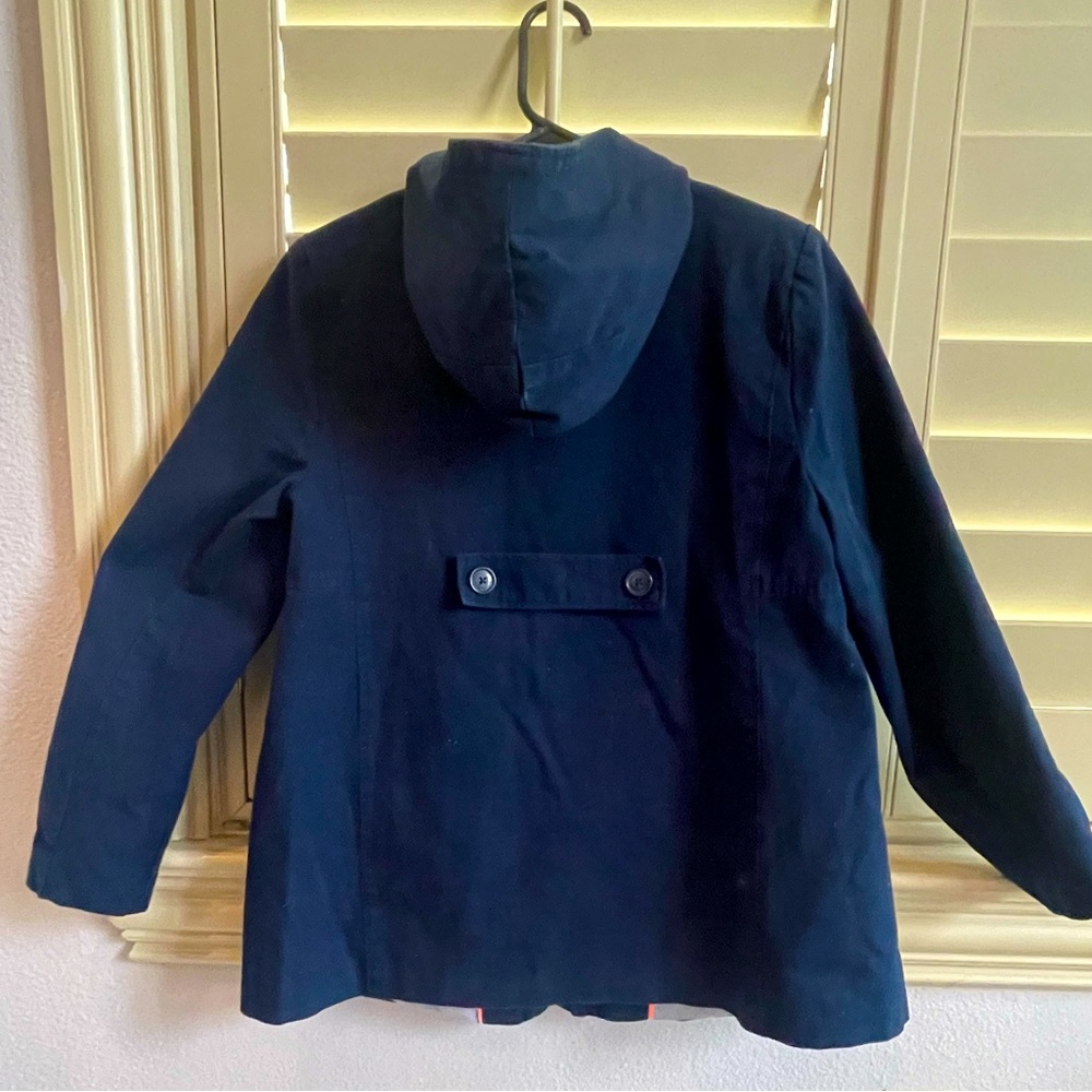 Blue rain jacket. - Picture 2 of 3